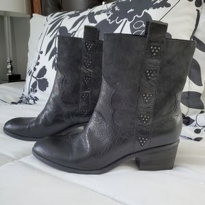 Donald J. Pliner Western Couture Boots
